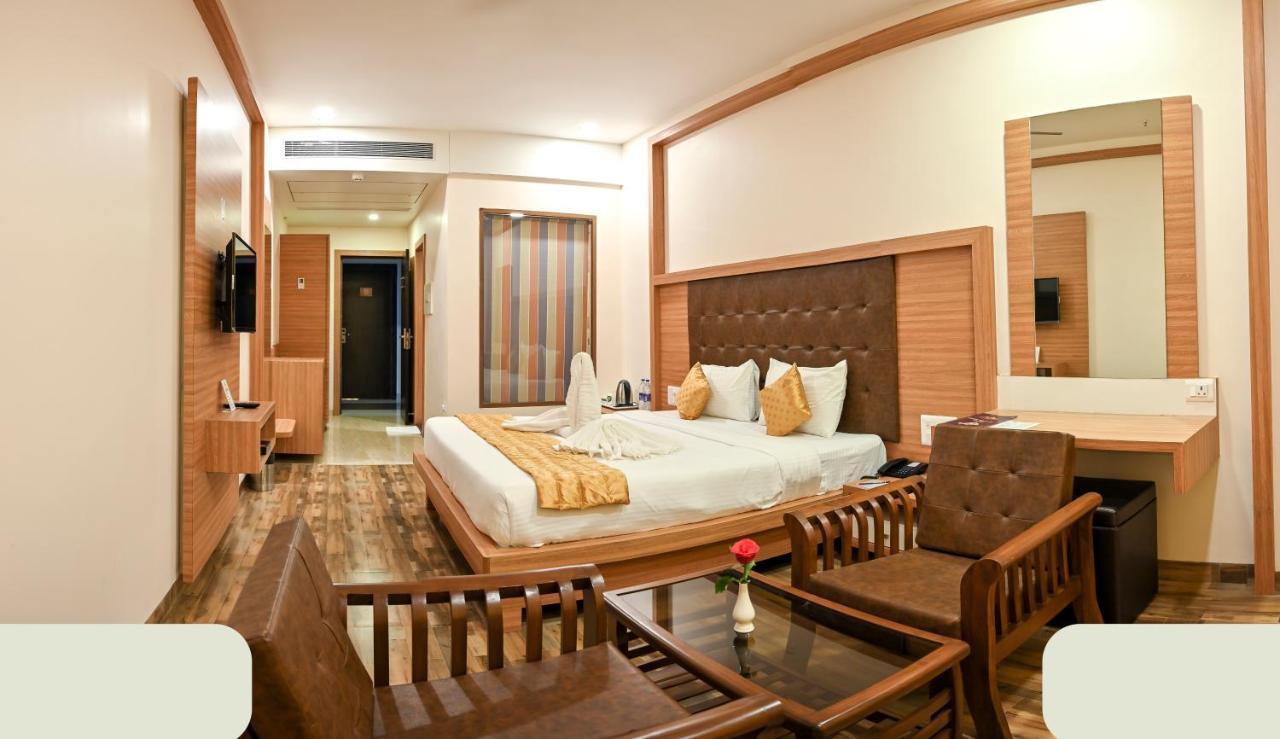 Hotel Laxmi Empire GOA المظهر الخارجي الصورة